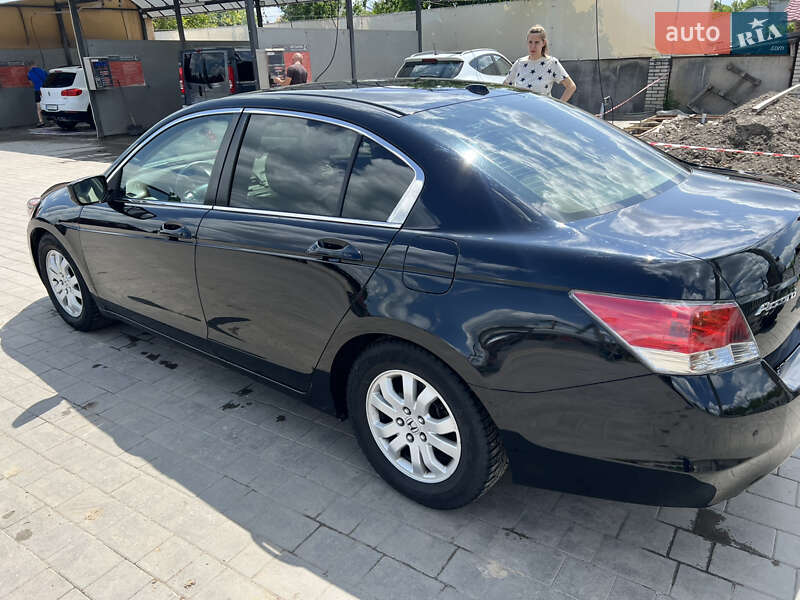 Седан Honda Accord 2008 в Киеве