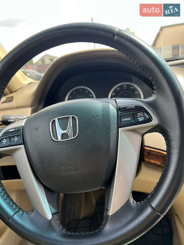 Седан Honda Accord 2008 в Киеве