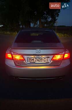 Седан Honda Accord 2015 в 