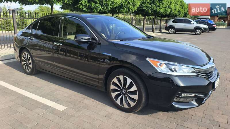 Седан Honda Accord 2016 в Луцьку