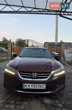 Седан Honda Accord 2013 в Ровно