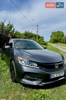 Седан Honda Accord 2016 в Киеве
