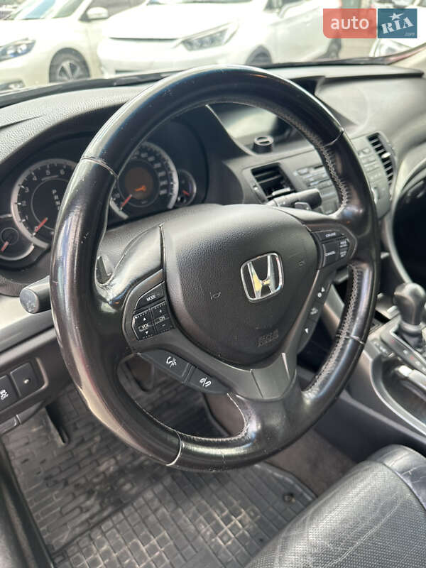 Седан Honda Accord 2011 в Одесі