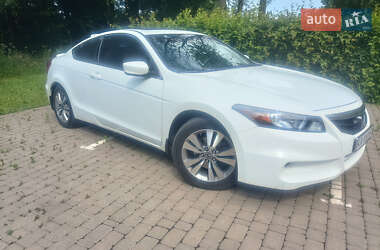 Купе Honda Accord 2011 в Василькове