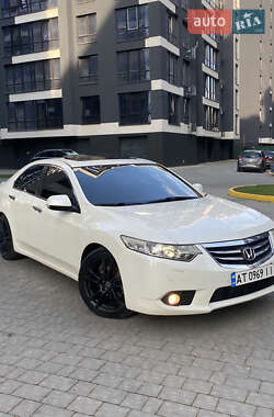 Седан Honda Accord 2012 в Ивано-Франковске