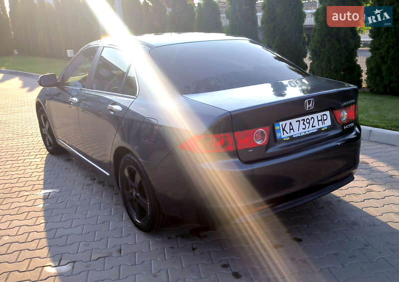 Honda Accord 2005