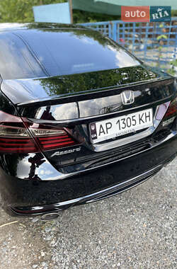 Седан Honda Accord 2016 в 