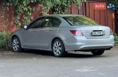 Седан Honda Accord 2010 в Киеве