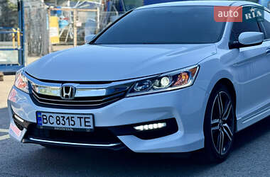 Седан Honda Accord 2016 в 