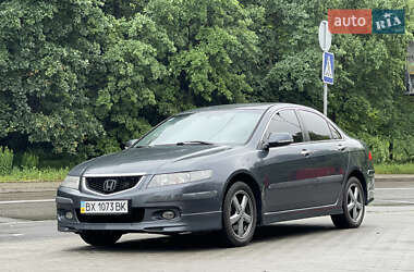 Седан Honda Accord 2004 в Киеве