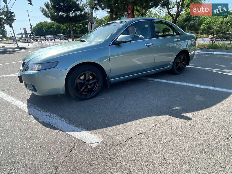 Седан Honda Accord 2003 в 