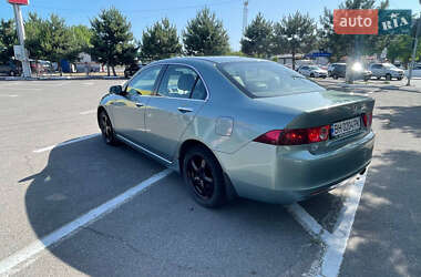 Седан Honda Accord 2003 в 