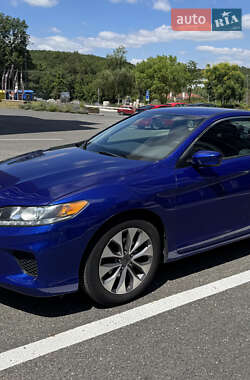 Купе Honda Accord 2015 в 