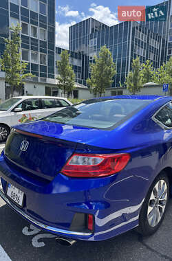 Купе Honda Accord 2015 в 