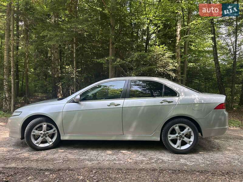 Седан Honda Accord 2006 в Калуше