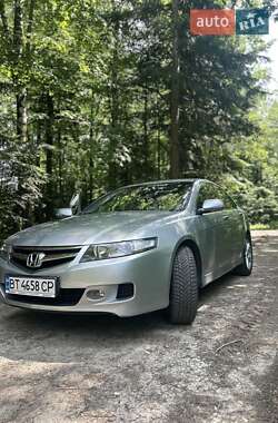 Седан Honda Accord 2006 в Калуше