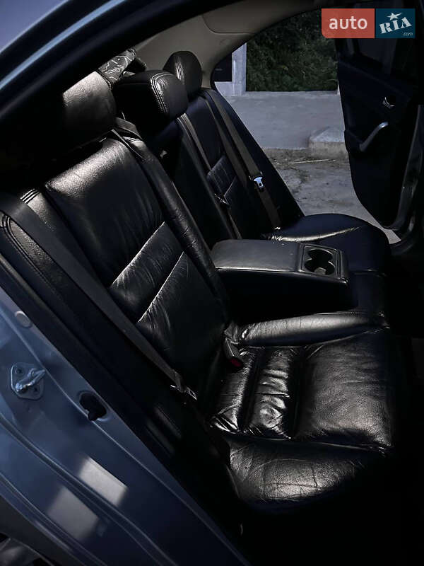 Седан Honda Accord 2006 в Черновцах