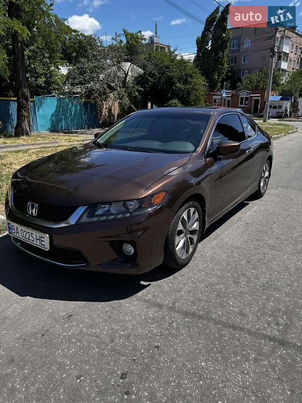 Купе Honda Accord 2014 в 