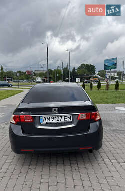 Седан Honda Accord 2011 в 