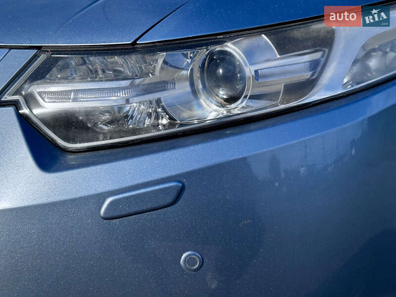 Седан Honda Accord 2011 в Киеве