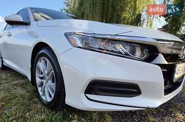 Седан Honda Accord 2019 в 