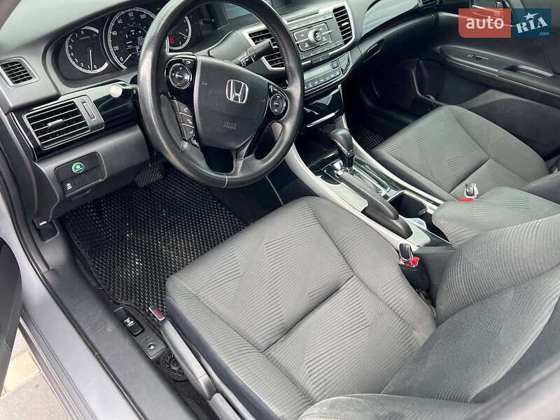 Седан Honda Accord 2017 в Полтаві