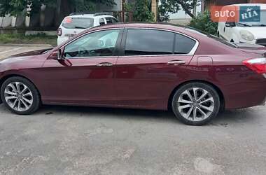 Седан Honda Accord 2013 в Киеве