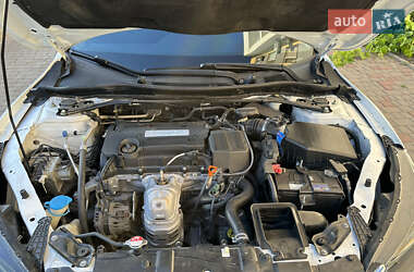 Седан Honda Accord 2014 в 