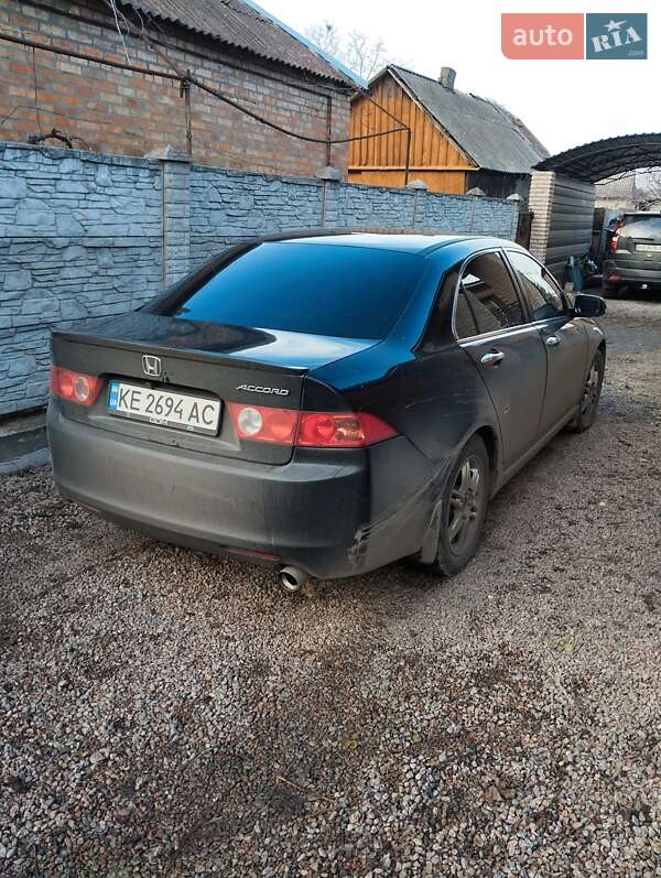 Седан Honda Accord 2004 в Кривом Роге