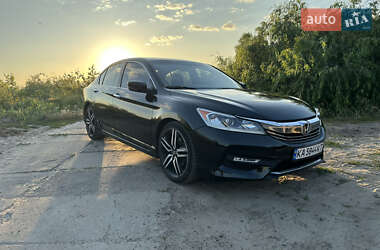 Седан Honda Accord 2015 в Києві