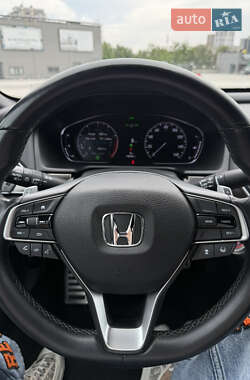 Седан Honda Accord 2018 в 