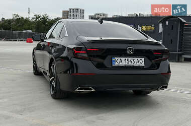 Седан Honda Accord 2018 в 