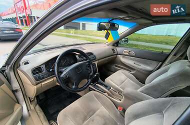 Седан Honda Accord 1997 в 