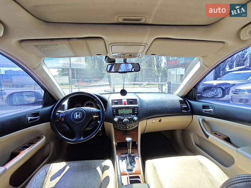 Седан Honda Accord 2006 в Киеве