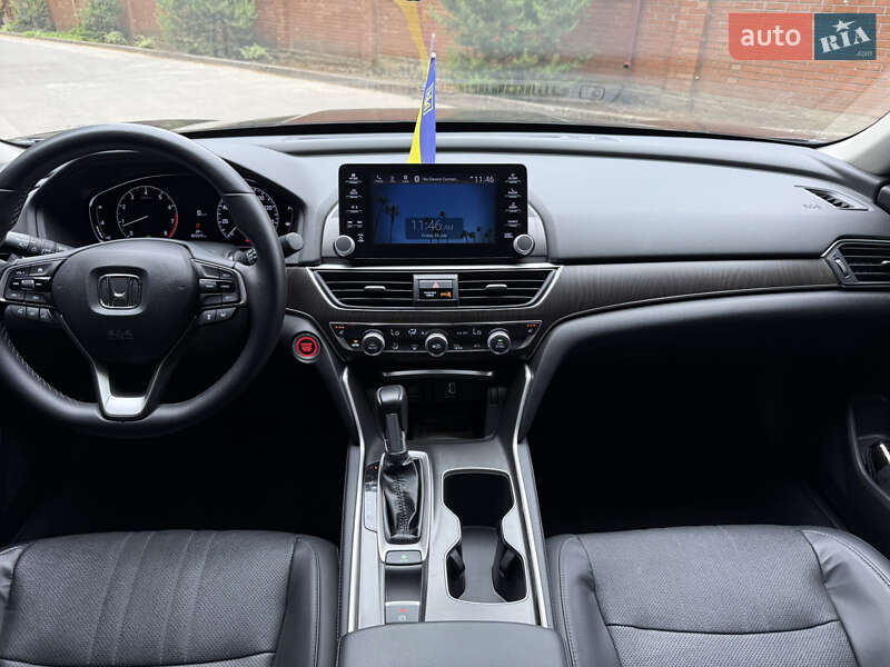 Седан Honda Accord 2018 в Львове