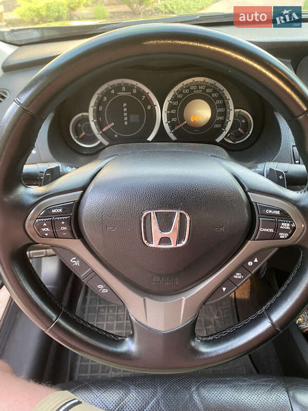 Седан Honda Accord 2008 в Киеве
