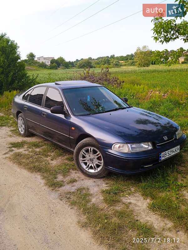 Седан Honda Accord 1994 в 
