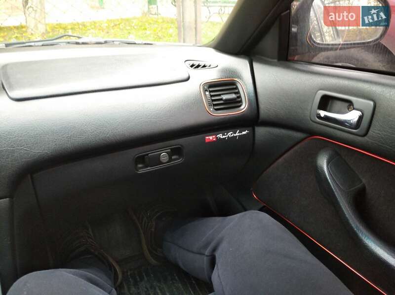 Седан Honda Accord 1997 в Долине