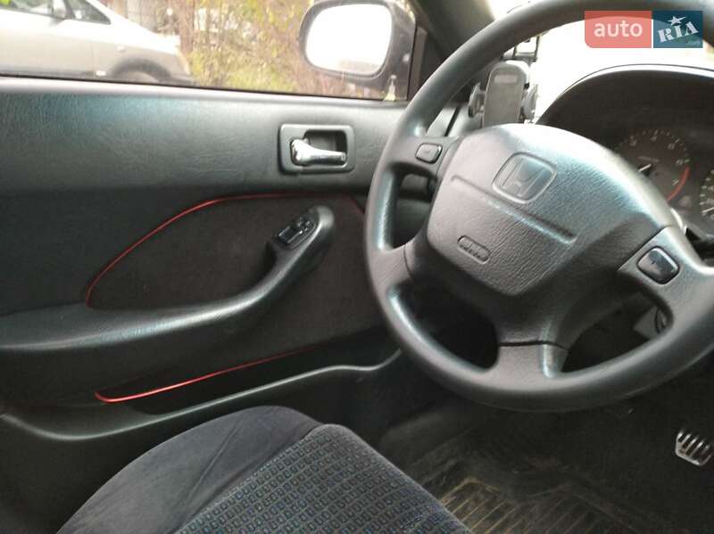 Седан Honda Accord 1997 в Долине