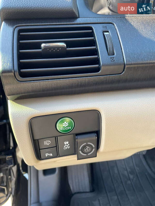 Седан Honda Accord 2013 в Полтаве