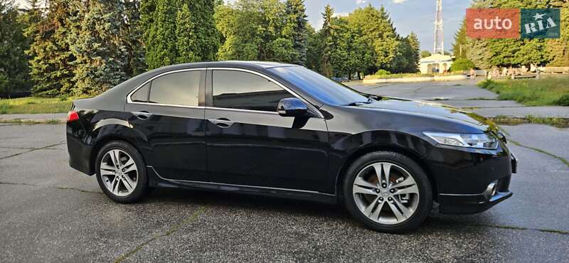 Седан Honda Accord 2012 в Желтых Водах