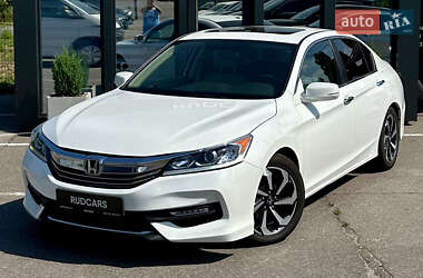 Седан Honda Accord 2015 в Кременчуге