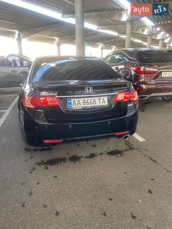 Седан Honda Accord 2011 в Киеве