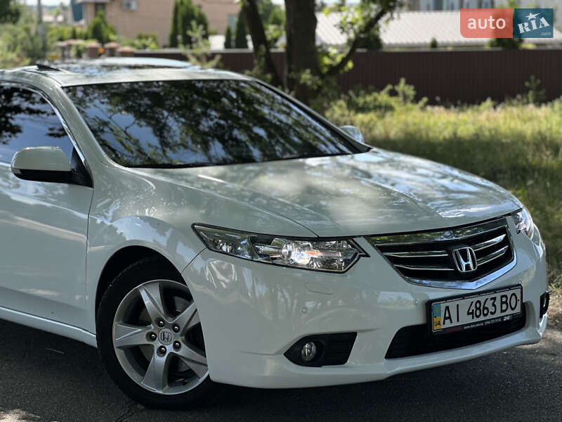 Седан Honda Accord 2012 в Кропивницком