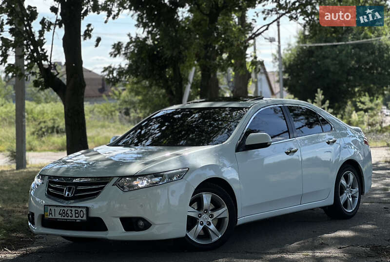 Седан Honda Accord 2012 в Кропивницком