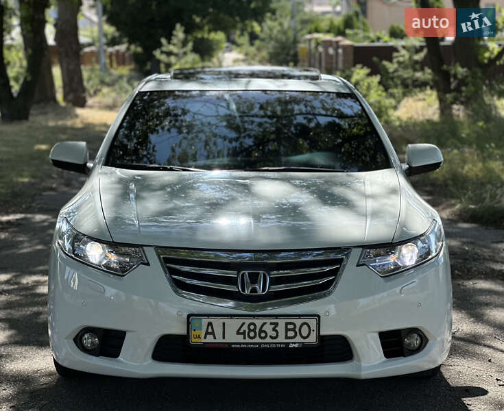 Седан Honda Accord 2012 в Кропивницком
