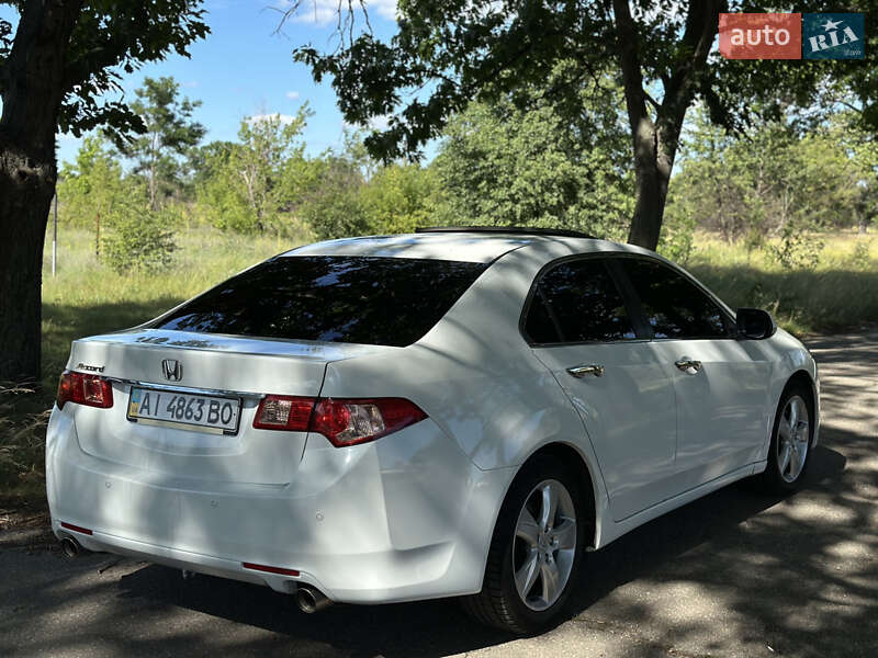 Седан Honda Accord 2012 в Кропивницком