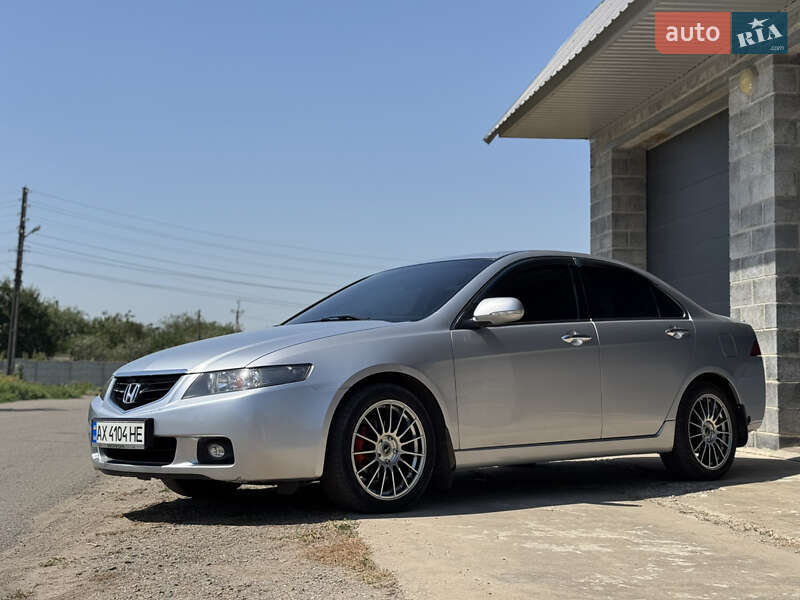 Седан Honda Accord 2004 в Харькове