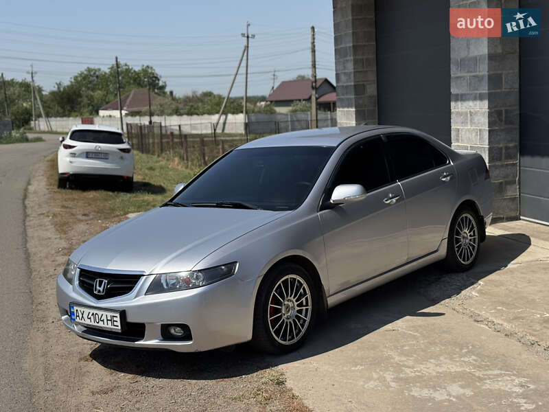 Седан Honda Accord 2004 в Харькове