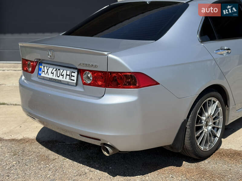 Седан Honda Accord 2004 в Харькове